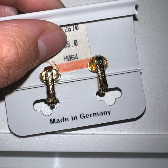 Christian Dior heart necklace and earrings - Picture 3 of 6